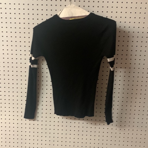 Ambiance apparel size large sweater shirt - Picture 2 of 2